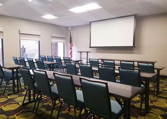 Hampton by Hilton Greensburg