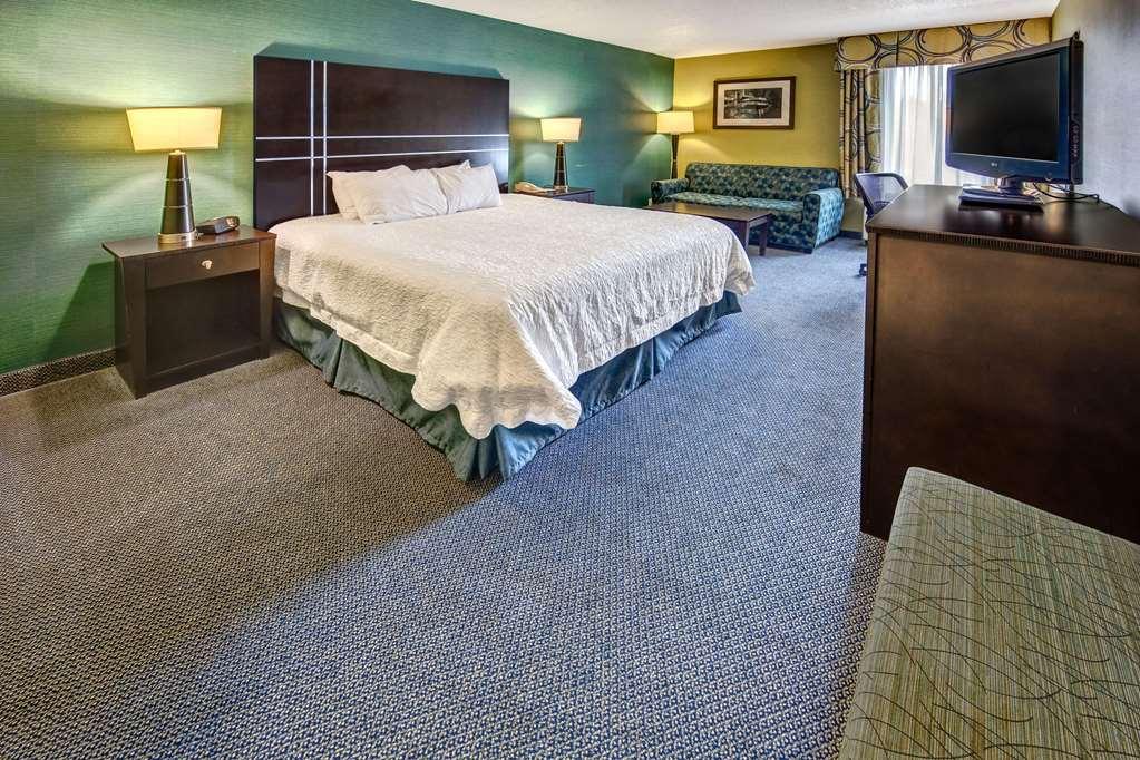 Hampton Inn 3*